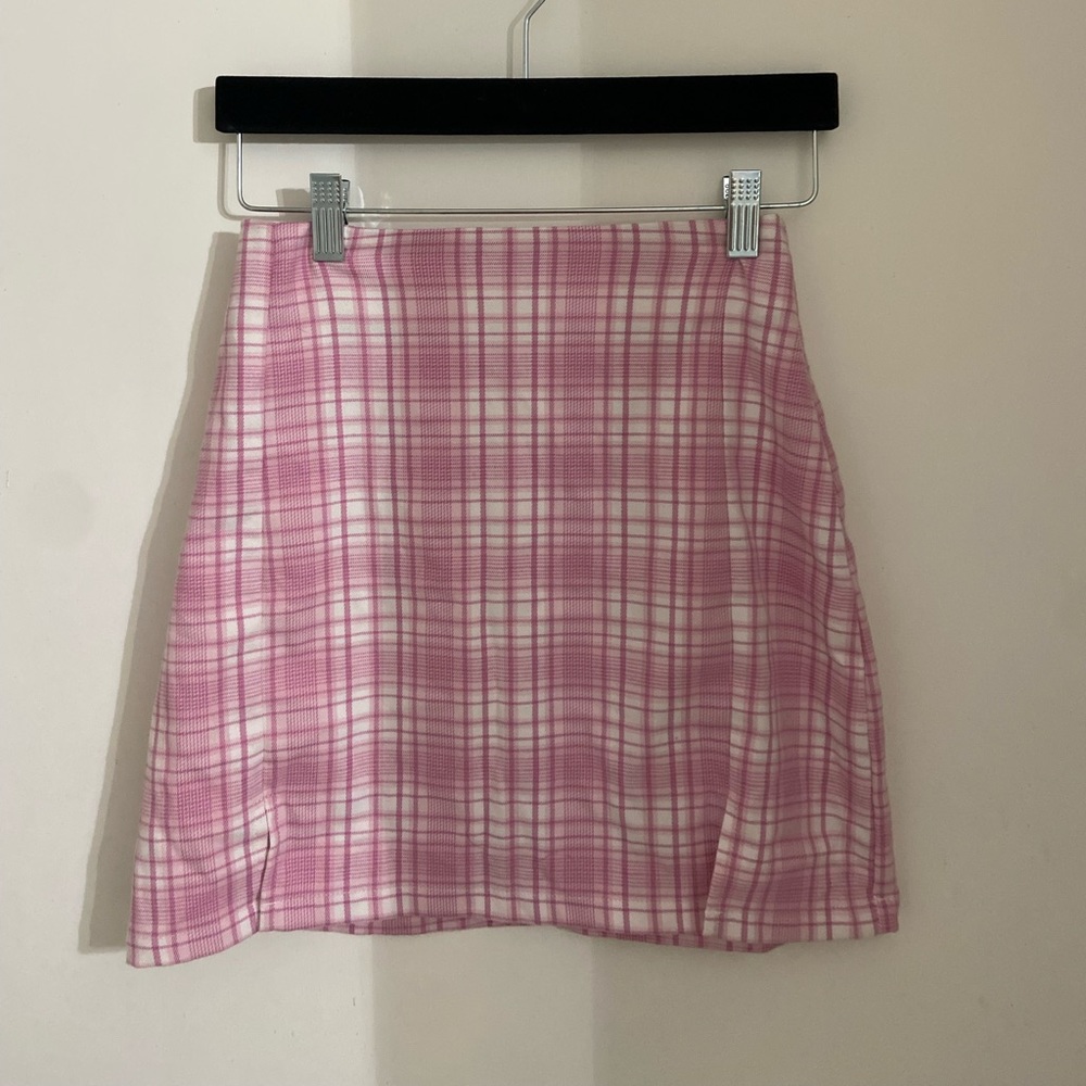 brandy Melville pink plaid skirt
